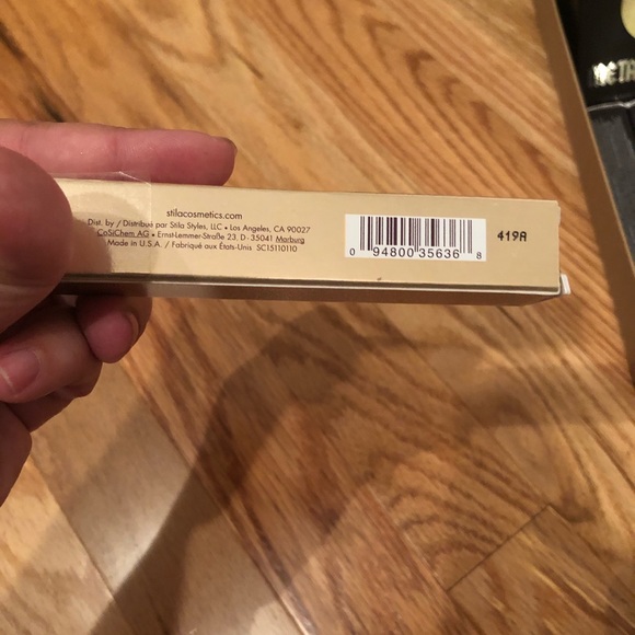 Stila lipgloss - Picture 4 of 5